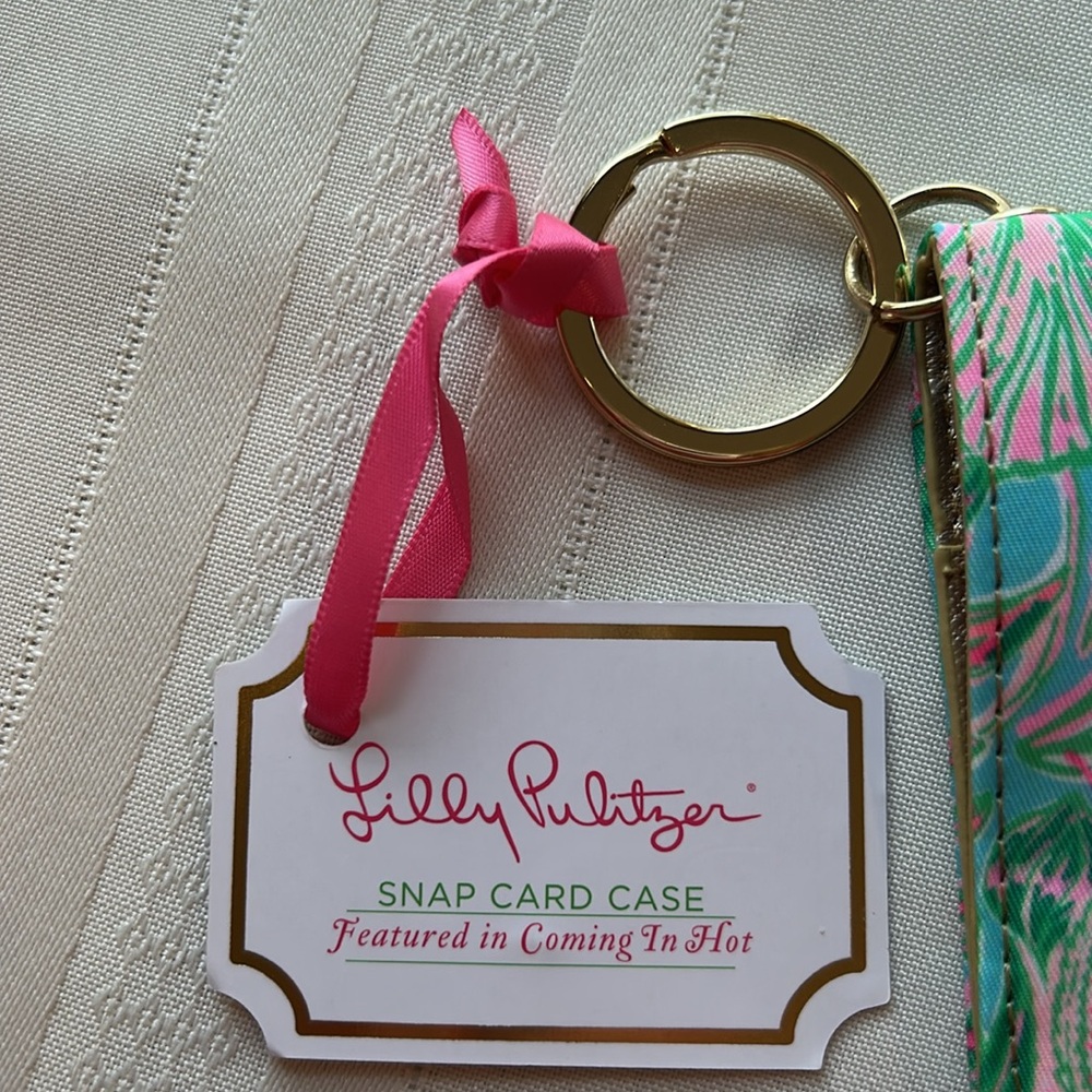 Lilly Pulitzer Snap ID Card Case - Blue Horizon Coming in Hot w/Goldtone Keyring - Picture 5 of 6